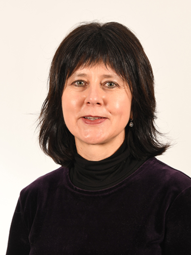 Dr L Steyn